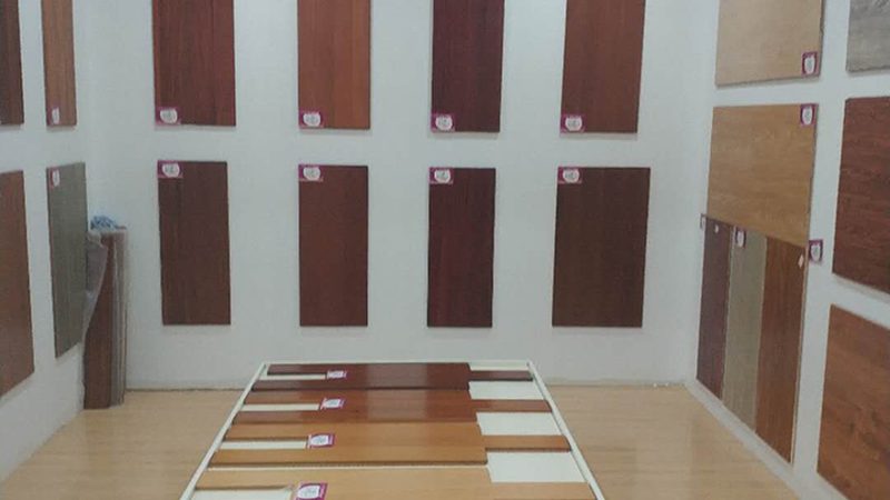 学校工程强化复合地板报价单